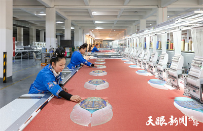 贵州5家工坊入围2022年全国"非遗工坊典型案例"系列报道--舞水云台苗绣非遗工坊:绣出就业致富新生活